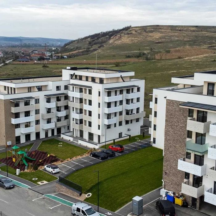 Apartament cu 3 camere - Parcare inclusa l Semifinisat l Complex nou