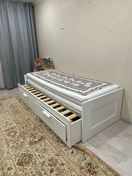 Продам кровать ikea