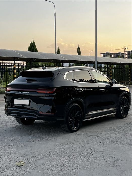 byd champion 605km