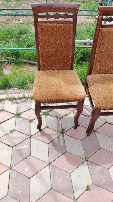 Стулья для гостиной