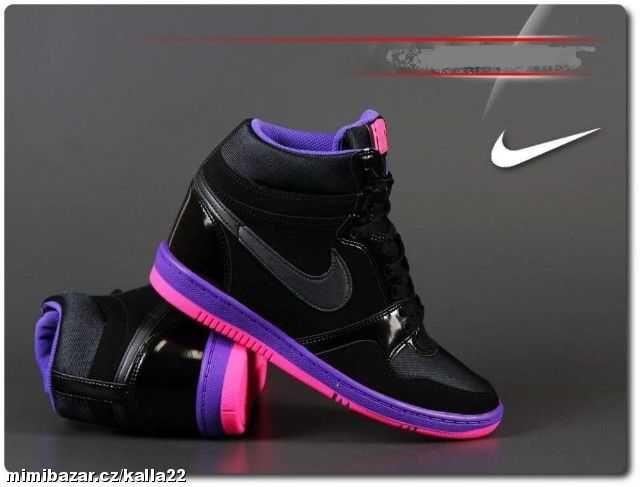 Nike Air Force оригинални дамски маратонки на платформа