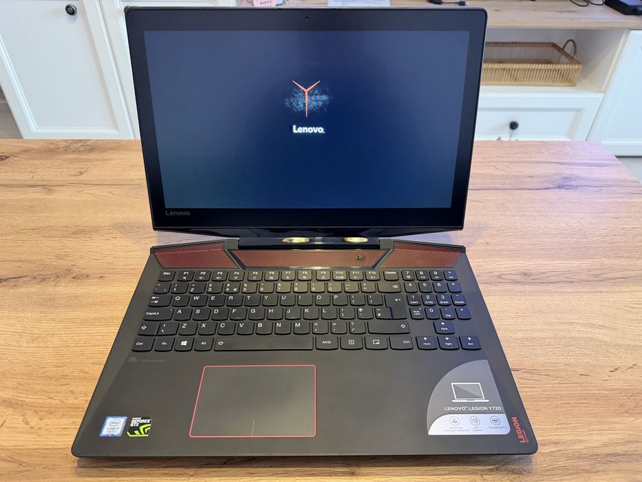 Laptop Gaming Lenovo Y720 I7 7700HQ 16GB Ram Nvidia 1060 6GB Y720-15IKB