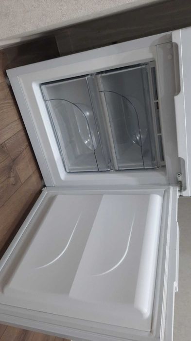 Холодильник б/у Atlant