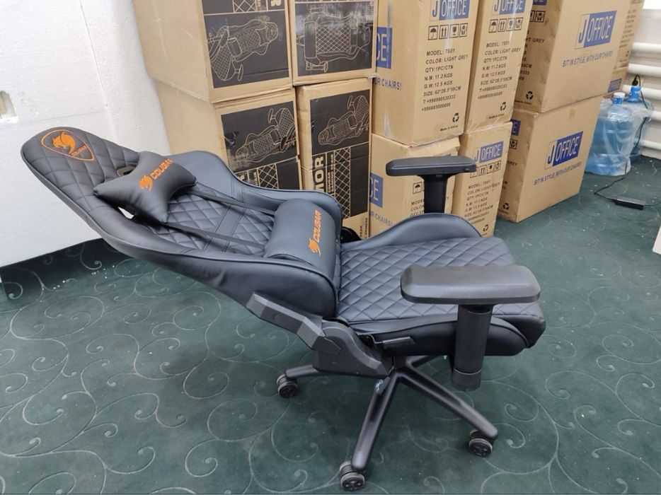 Компьютерные игровые геймерские кресла Cougar из первых рук