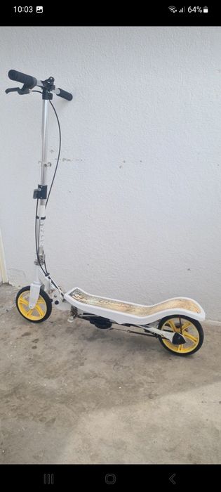 Trotinetă Space Scooter X580 Albă – Propulsie prin balans. Suportă 90 kg