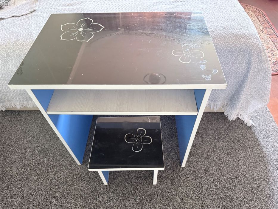 Срочно продам детский столик