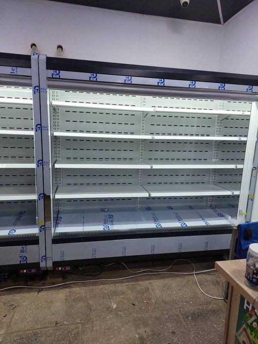 Vitrina xolodilnik sut maxsulotlari uchun Nerjaveyka