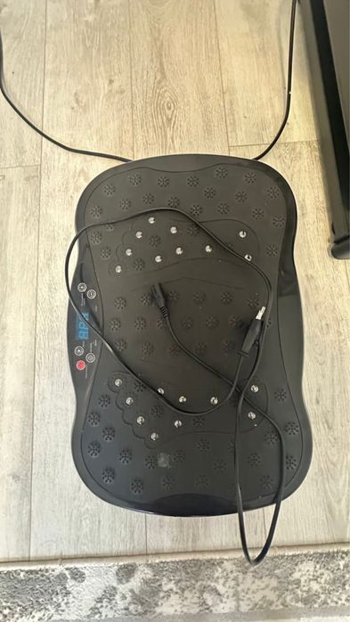 Беговая дорожка + массажист