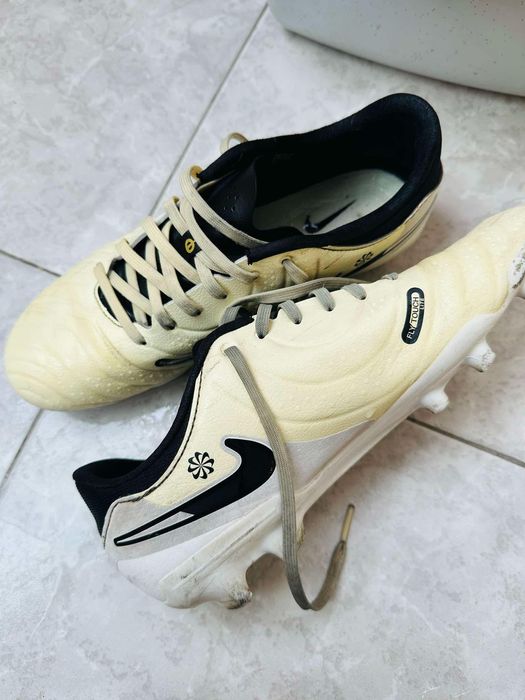 Nike Tiempo 40,5номер