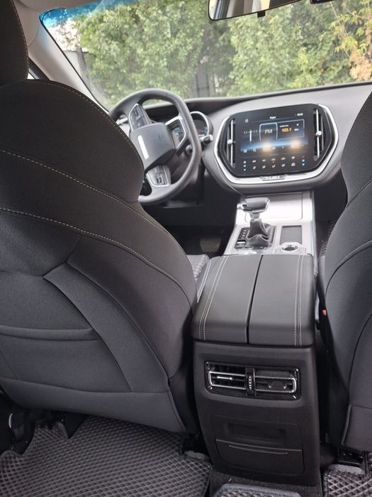 Продам Jetour x70