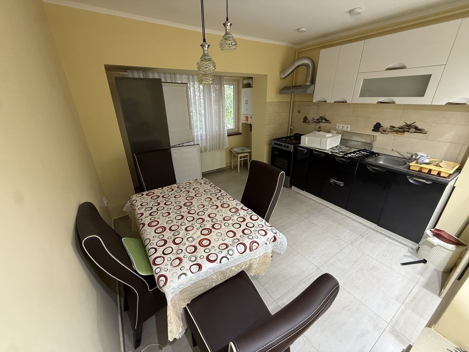 Ofer spre închiriere Apartament  2 camere în Micro 17