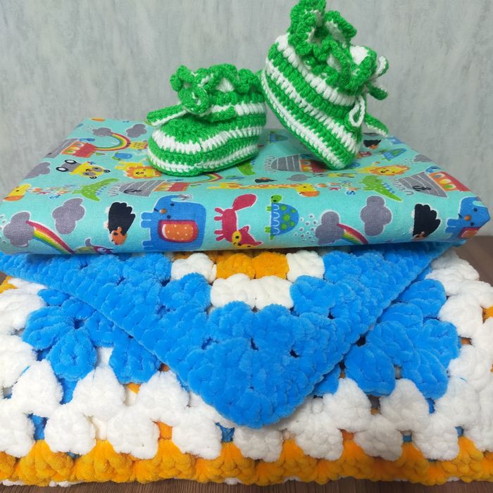 Продам комплект для новорожденного