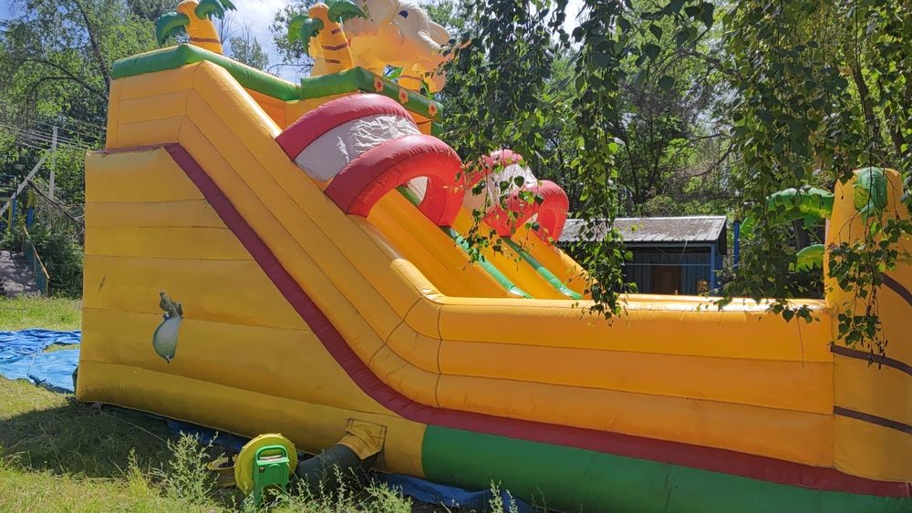 Батуты состояние идеальное.