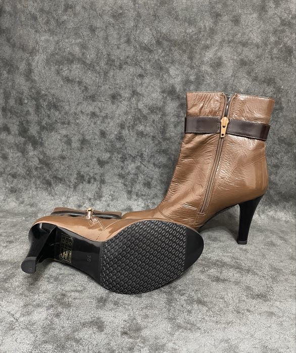 Ghete damă din piele naturală mărimea 38