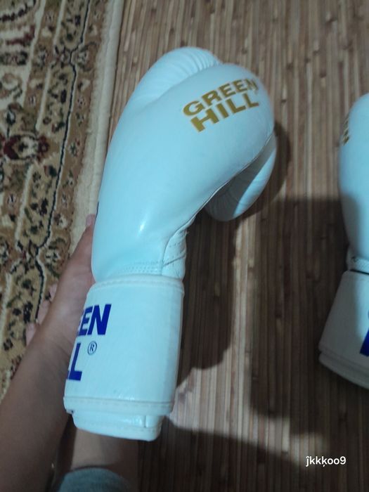 Продам аиба перчатки
