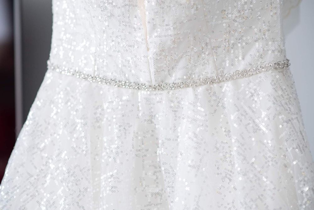 Vand rochie de mireasa