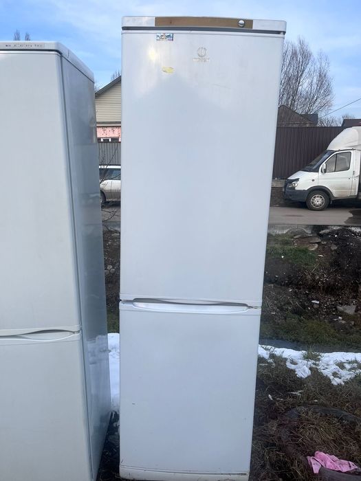 Продам холодильники