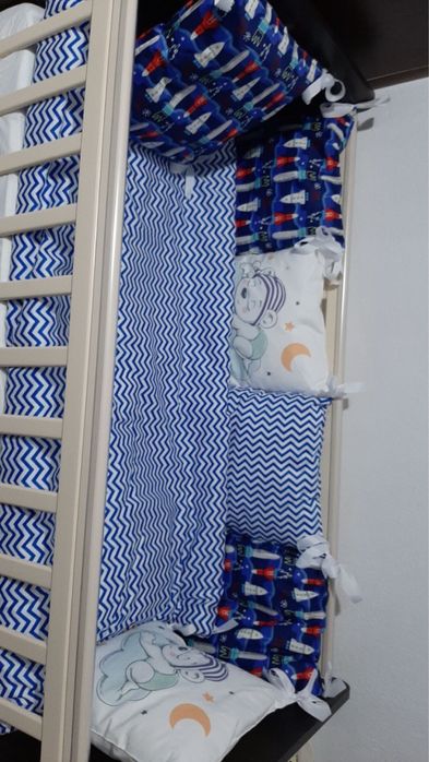 Продаются мягкие бортики для детской кроватки