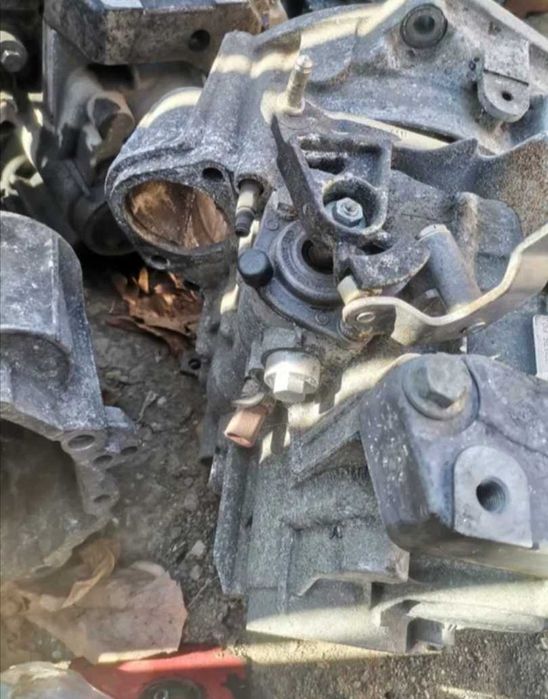 Cutie viteze Vw Passat B6, Golf 5, Audi A3 motorizare 2000