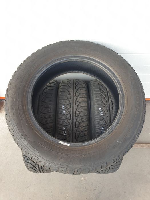 Зимни гуми 4 броя UNIROYAL MSplus 77 175 65 R15 дот 3017