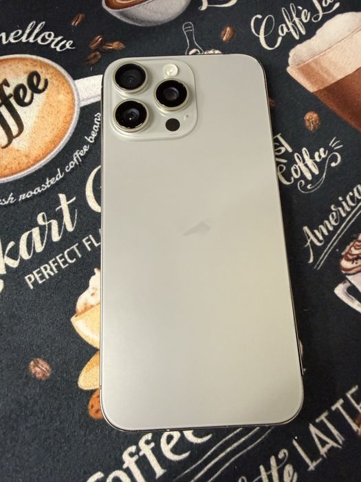 iPhone 15 Pro Max 256GB / 100% батерия
