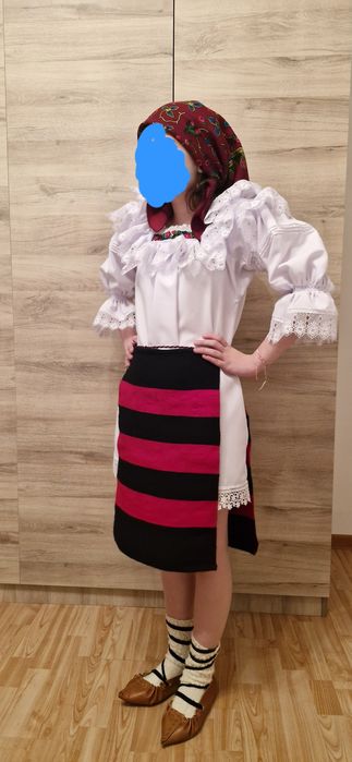 Vand costum tradițional din Maramureș
