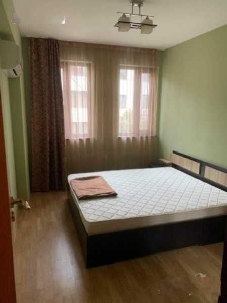 Продава се Тристаен апартамент в Пловдив, Старият град - 80 кв.м за 2332 €/кв.м - Снимка #2