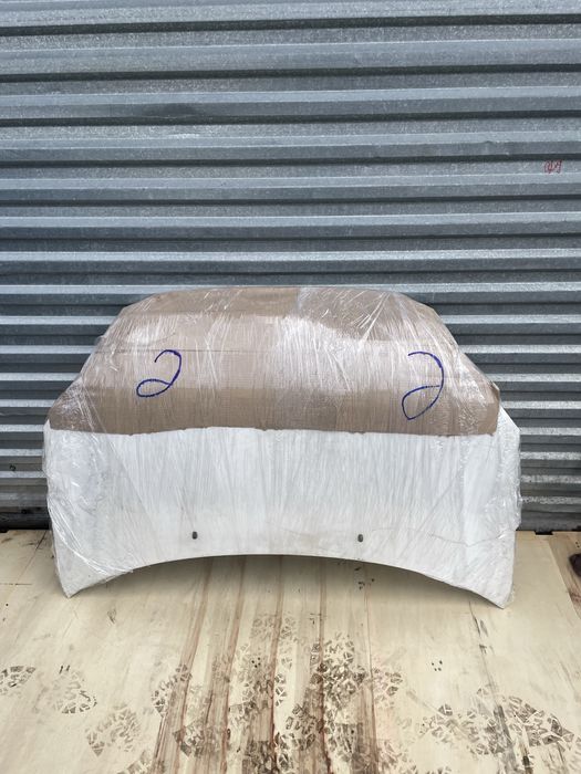 Капот Toyota Ipsum 2AZ-FE