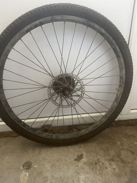 Колесо с диском с покрышкой