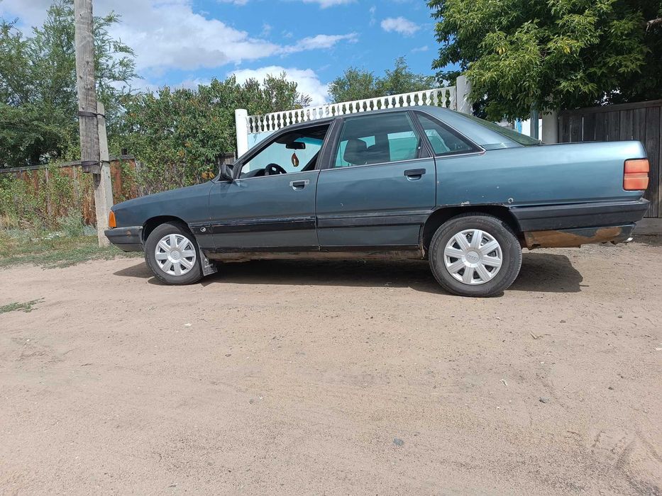 Продам Ауди 100 сз
