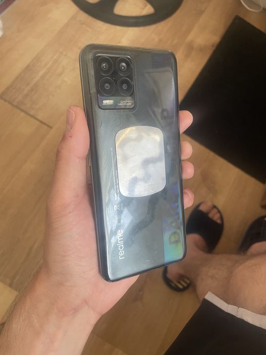 Продам Realmi 8 128 gb
