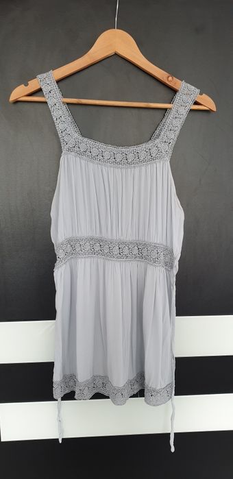 Дамски тениски и потници по 5лв.