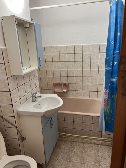 Apartament cu 4 camere de vanzare, 82mp, Valea Frumoasei