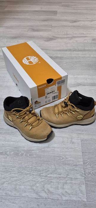 Тёплая детская обувь.