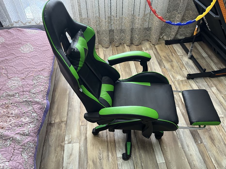 Кресло геймерское