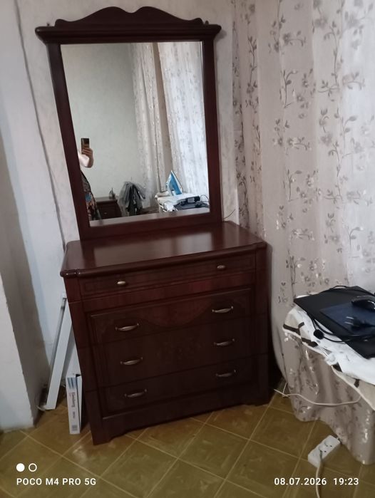 Спальный гарнитур