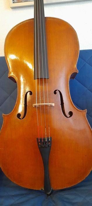 Старо 4/4 виолончело, Schuster, Германия, около 120 год.