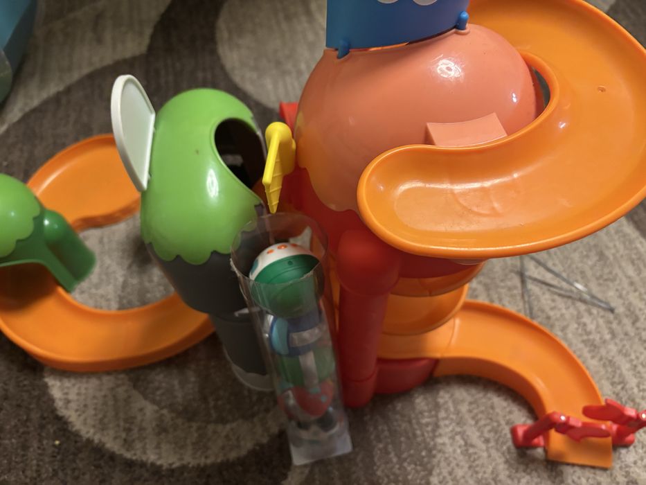 Писта за топки Little Tikes Learn&Play Roll Arounds Rollin’ Railroad