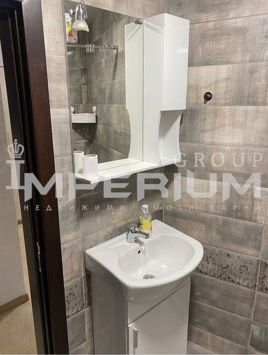 Дава се под наем Тристаен апартамент в Варна, Левски - 95 кв.м за 612 € - Снимка #3