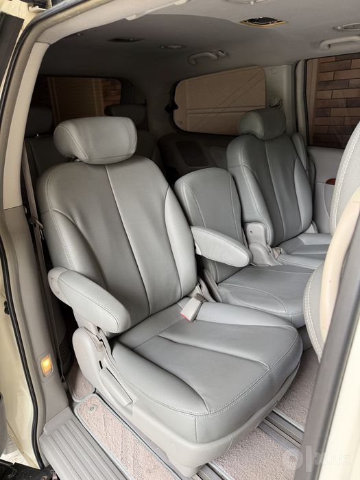 Kia karnival 2007 yil