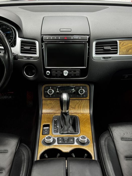 Volkswagen Touareg 3.0 V6 BLUEMOTION