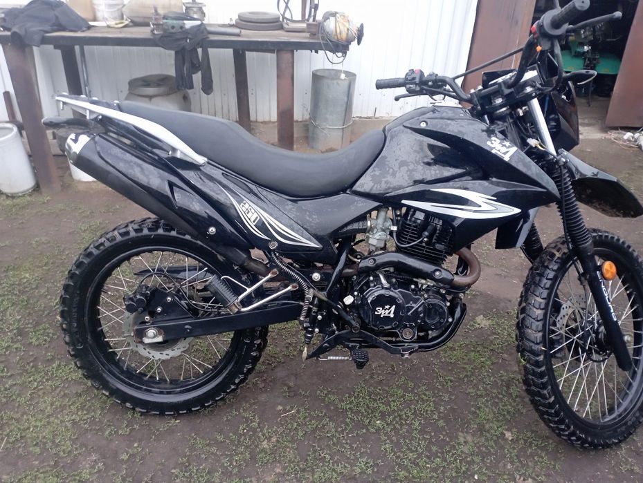 Продам эндуро ЗиД-250 кубов