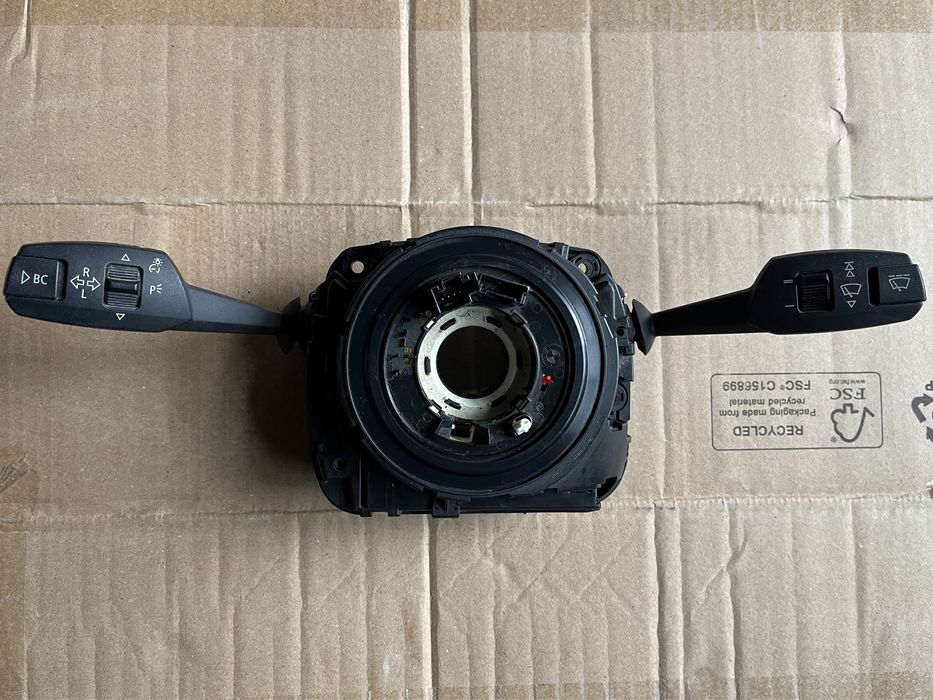 Spira volan / Manete volan BMW Seria 1 3 5 E87 E90 E60