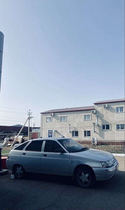 продам машину 2112