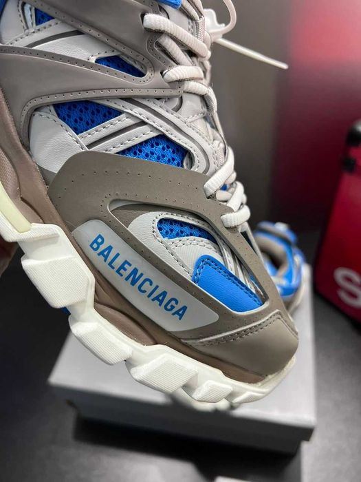 Balenciaga Track