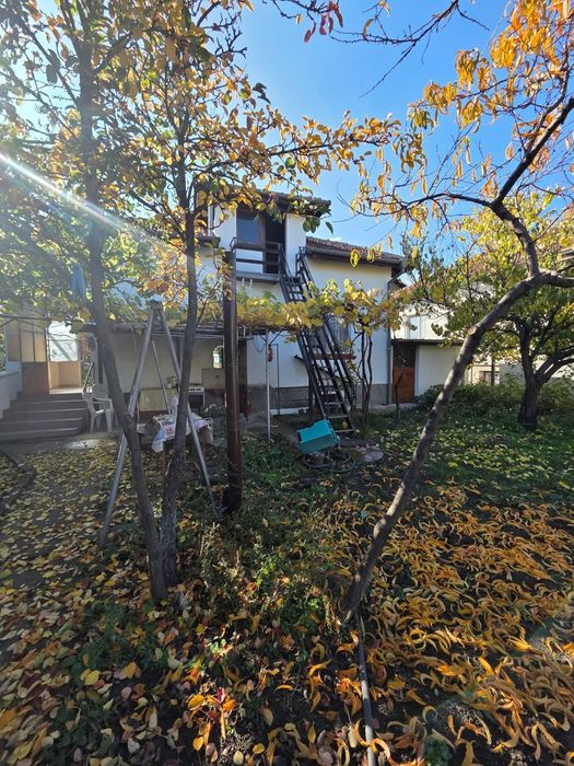 Продава се Къща в Кюстендил, Център - 75 кв.м за 2254 €/кв.м - Снимка #1