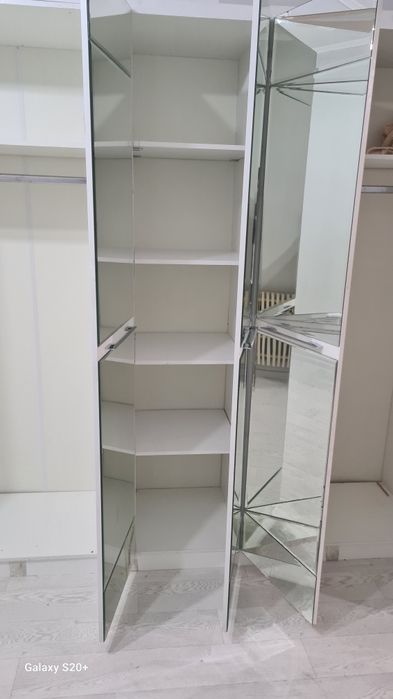 Шкаф срочно продаж