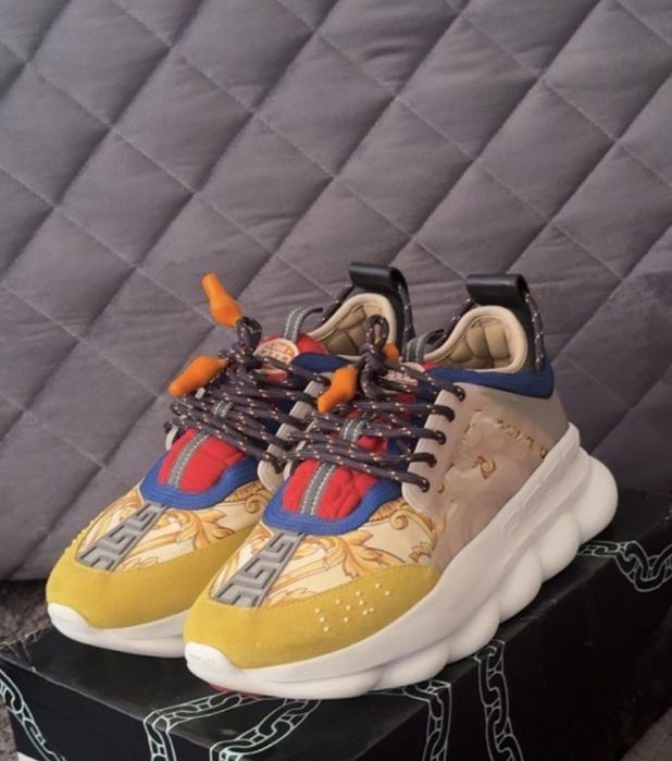 Vand versace chain reaction yellow