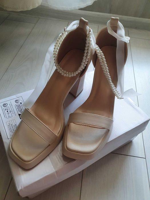 Sandale pantofi cu toc ocazie mireasa cu perle