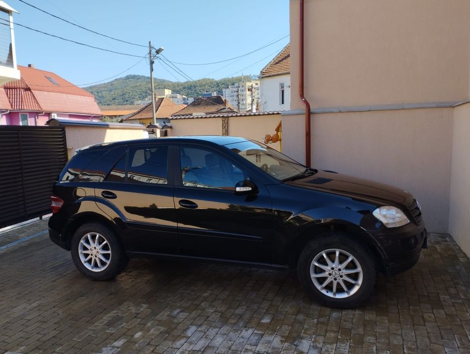 MERCEDES-BENZ ML-Class